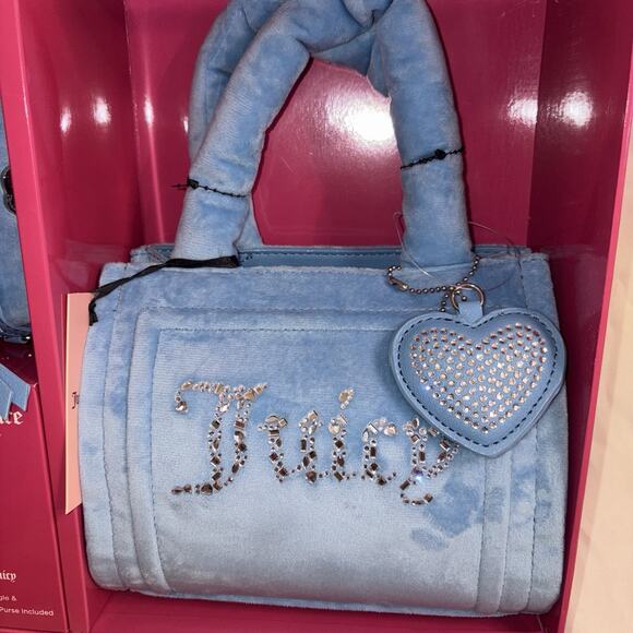 Juicy Couture Heart Dangle & Barrel Wrislet Coin Purse Gift Purse Baby Blue - Picture 3 of 7